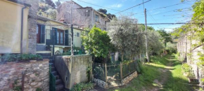 Il melograno la casetta nel verde